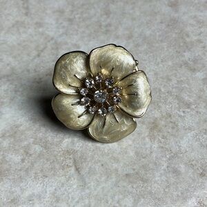 Enamel Flower Stretchy Statement Ring